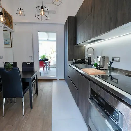 Maracu, Exclusive With Terrace Apartment *