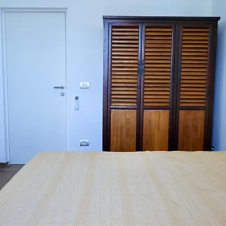 Maracu, Exclusive With Terrace Apartment
