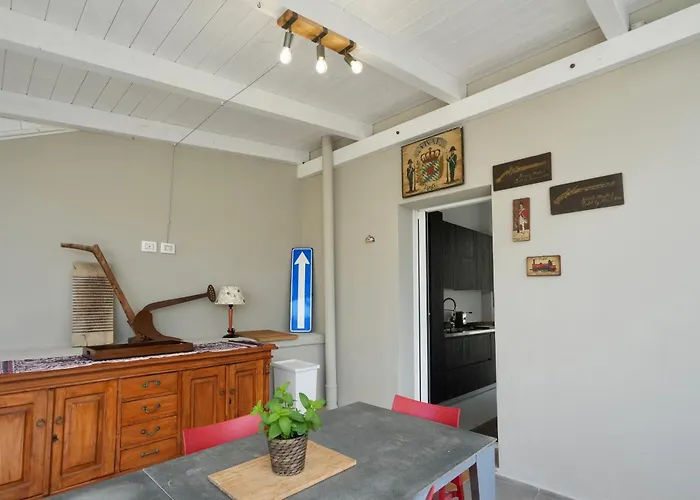 Maracu, Exclusive With Terrace Apartment Bari